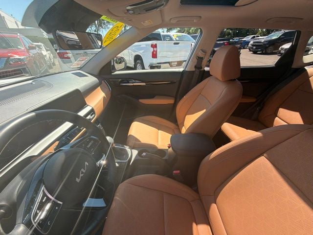 2025 Kia Seltos EX