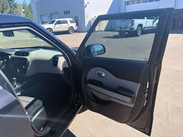 2017 Kia Soul Plus