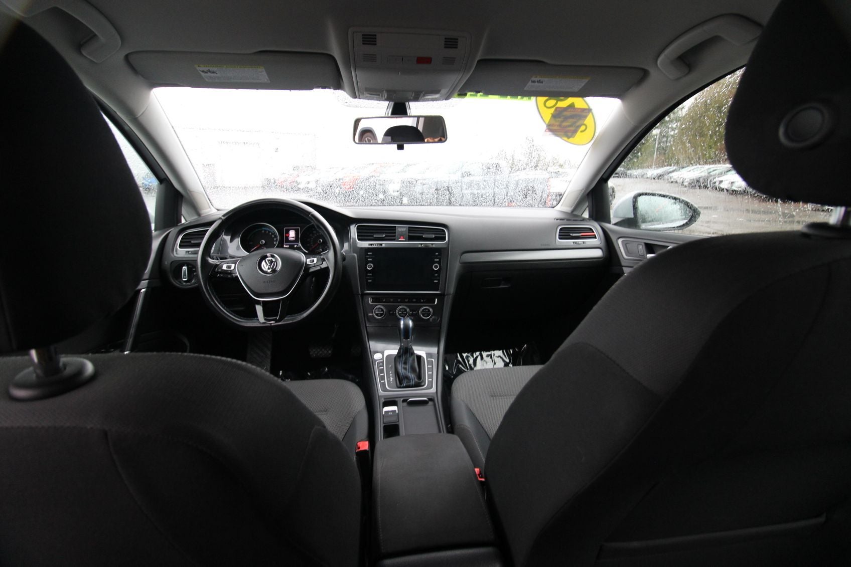 2018 Volkswagen e-Golf SE