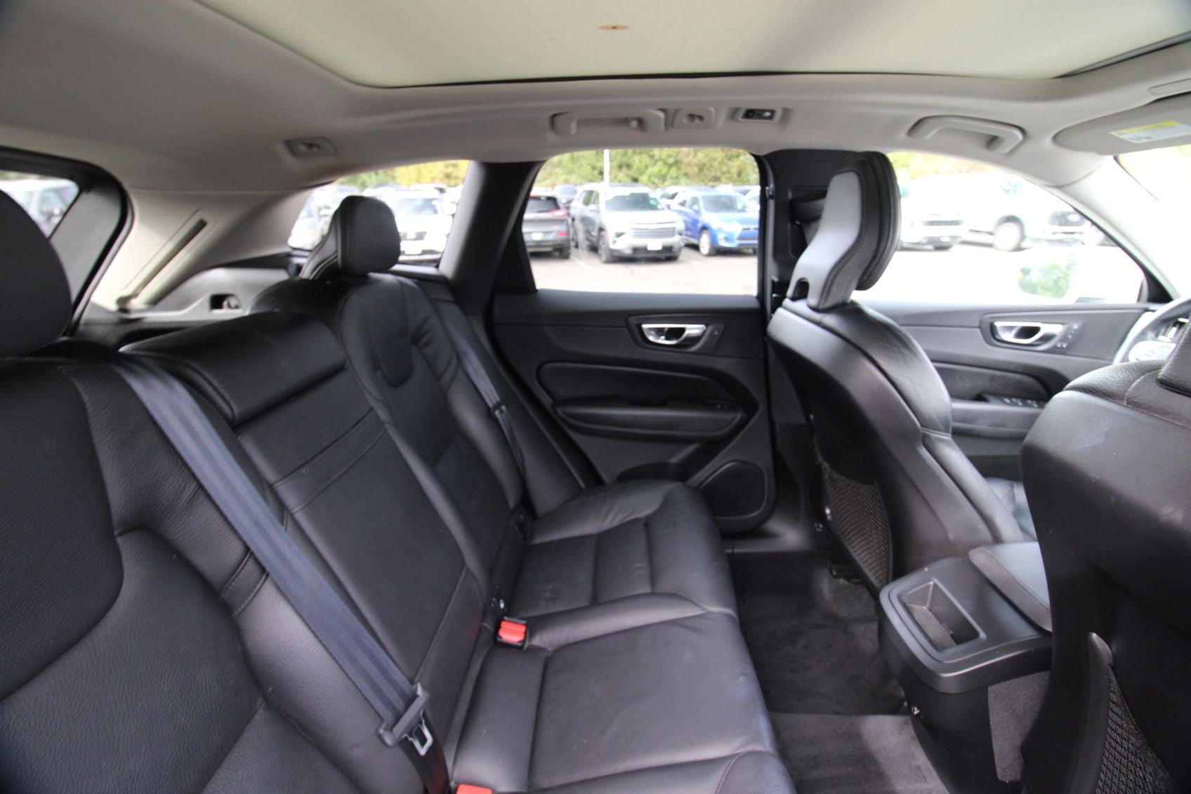 2020 Volvo XC60 T5 Momentum