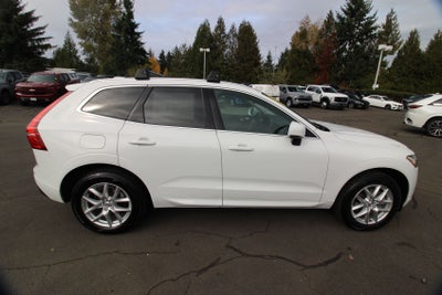 2020 Volvo XC60 T5 Momentum